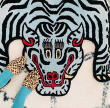 Load image into Gallery viewer, Blue Tibetan Tiger